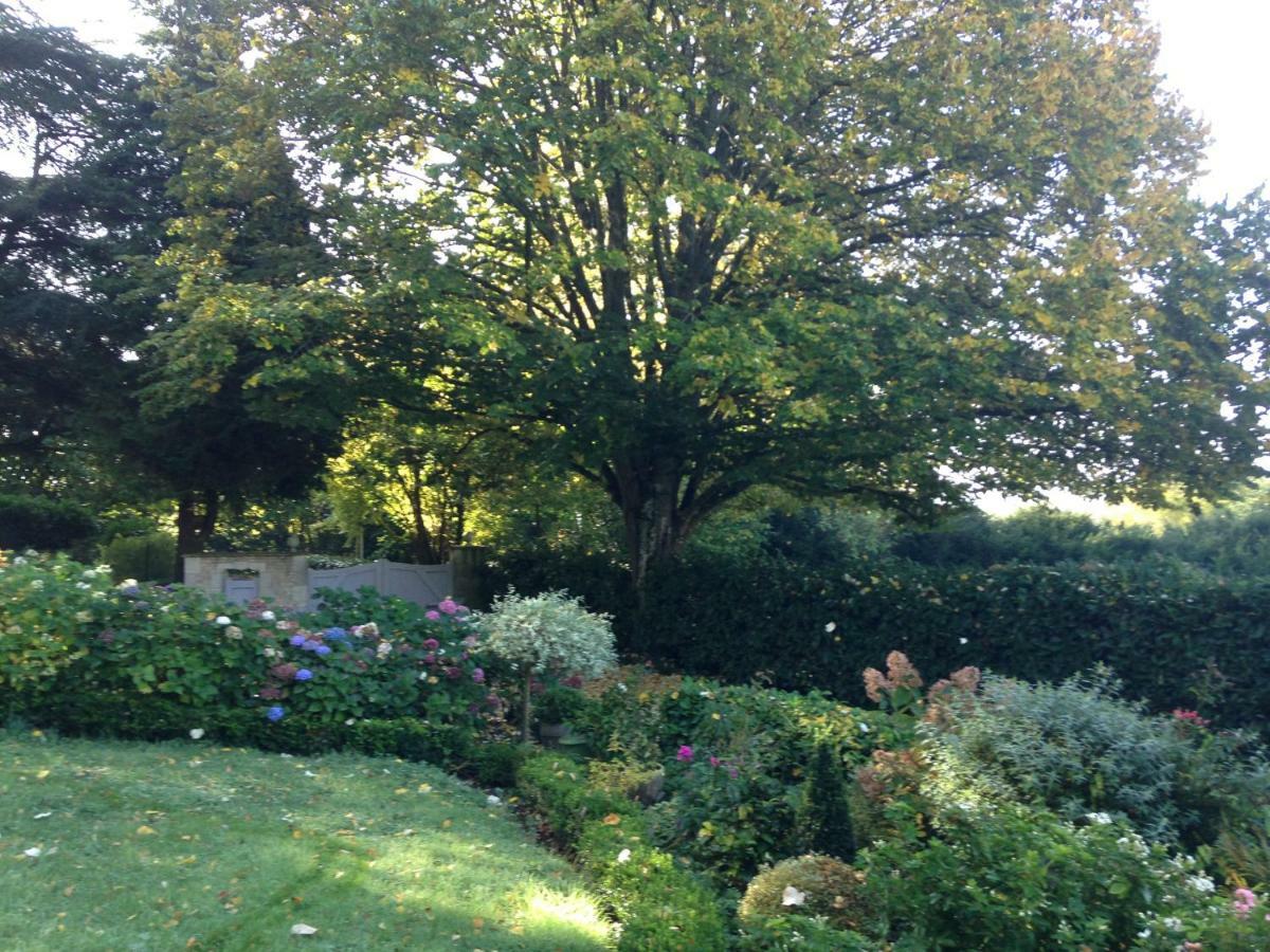 Les Chaumieres Du Pays D'Auge Bed & Breakfast Le Breuil-en-Auge Екстериор снимка