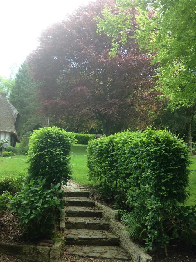 Les Chaumieres Du Pays D'Auge Bed & Breakfast Le Breuil-en-Auge Екстериор снимка