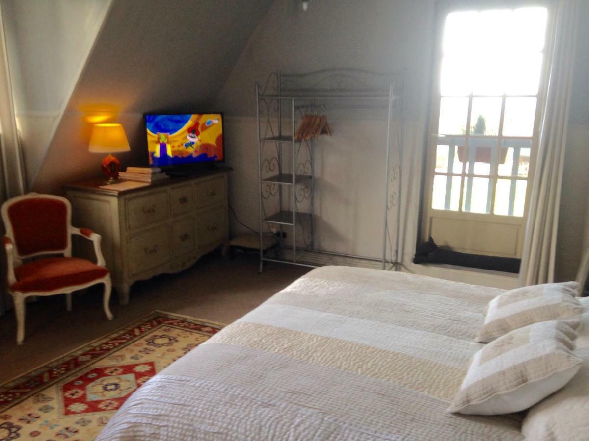 Les Chaumieres Du Pays D'Auge Bed & Breakfast Le Breuil-en-Auge Екстериор снимка